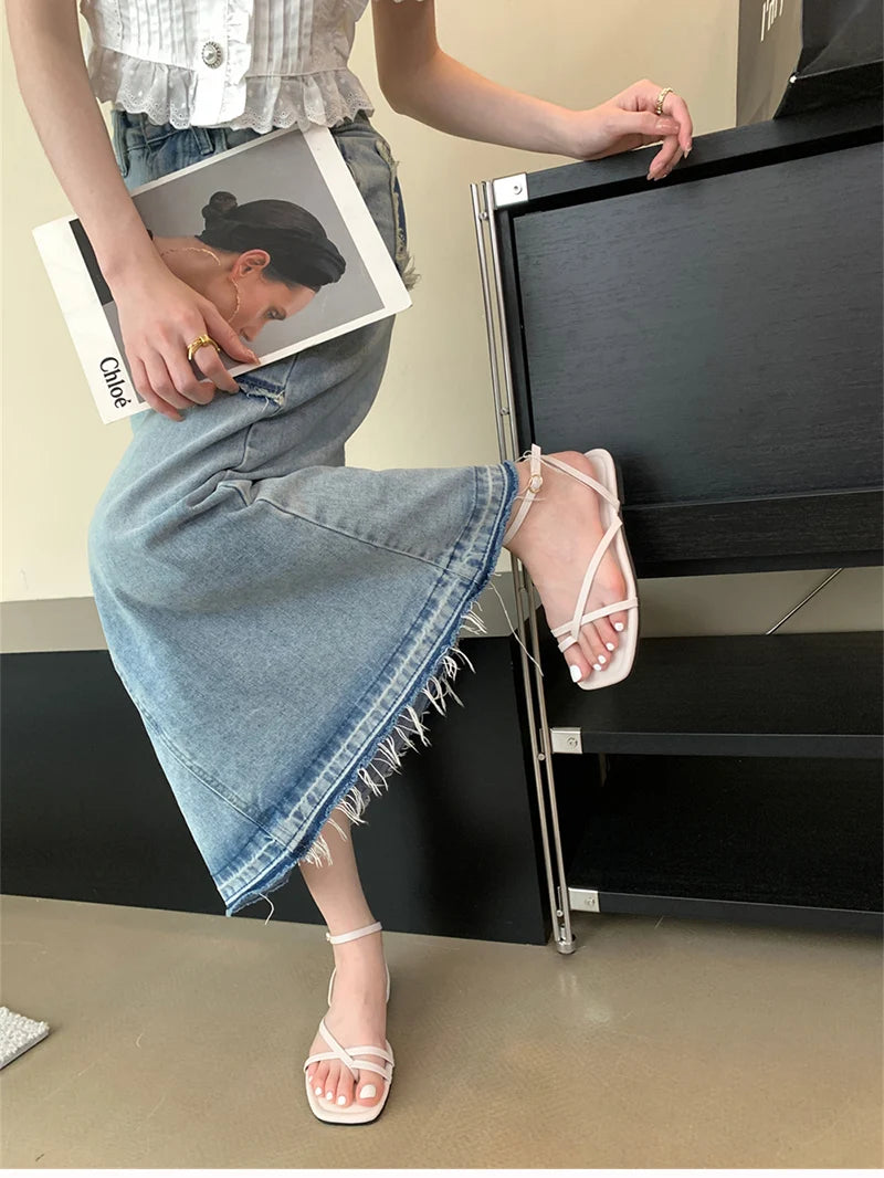 2024 Summer Gladiator Women Sandals Fashion Elegant Narrow Band Clip Toe Shoes Ladies Comfort Flats Beach Sandalias