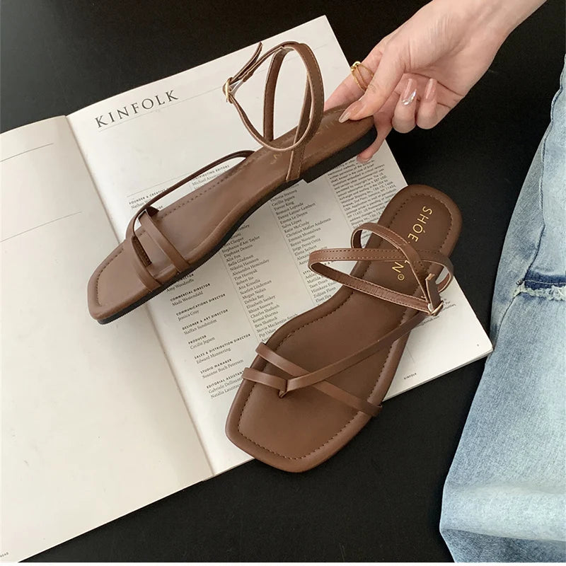 2024 Summer Gladiator Women Sandals Fashion Elegant Narrow Band Clip Toe Shoes Ladies Comfort Flats Beach Sandalias